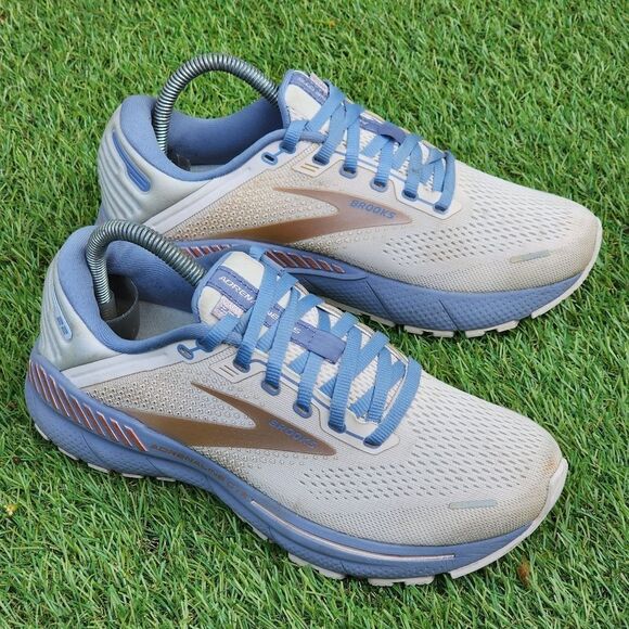 Brooks Shoes - BROOKS ADRENALINE GTS 22 - Women's Athletic Shoes - SIZE 8.B